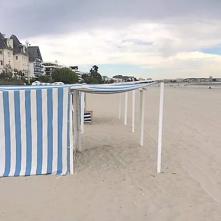 5 Pers A 50 M De La Baule